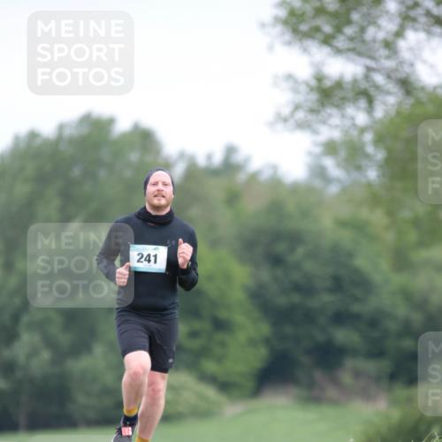 05.05.2024 - 7. Wedeler Halbmarathon H.Heesch http://msf.ph/oto/6223582 05.05.2024 11:12:51 Laufen 241 meine-sportfotos.de