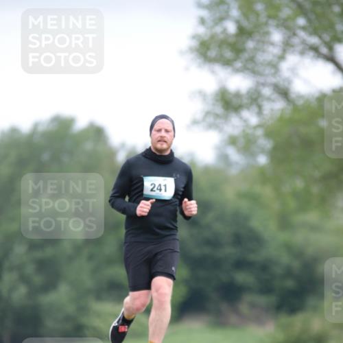 05.05.2024 - 7. Wedeler Halbmarathon H.Heesch http://msf.ph/oto/6223590 05.05.2024 11:12:52 Laufen 241 meine-sportfotos.de