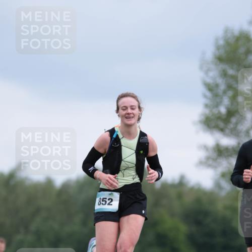 05.05.2024 - 7. Wedeler Halbmarathon H.Heesch http://msf.ph/oto/6223613 05.05.2024 11:12:55 Laufen 852 meine-sportfotos.de