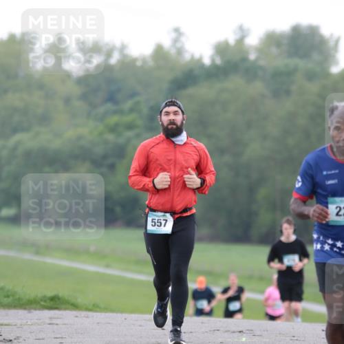 05.05.2024 - 7. Wedeler Halbmarathon H.Heesch http://msf.ph/oto/6223639 05.05.2024 11:20:15 Laufen 557, 28, 22 meine-sportfotos.de