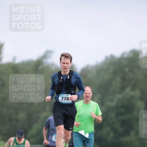05.05.2024 - 7. Wedeler Halbmarathon H.Heesch http://msf.ph/oto/6223658 05.05.2024 11:12:59 Laufen 778 meine-sportfotos.de