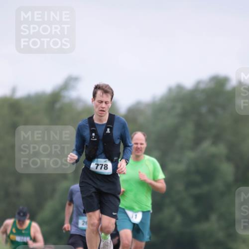 05.05.2024 - 7. Wedeler Halbmarathon H.Heesch http://msf.ph/oto/6223660 05.05.2024 11:12:59 Laufen 26, 778 meine-sportfotos.de