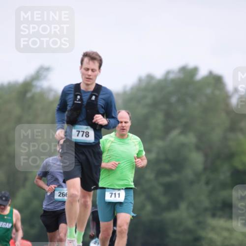 05.05.2024 - 7. Wedeler Halbmarathon H.Heesch http://msf.ph/oto/6223662 05.05.2024 11:13:00 Laufen 266, 778, 711 meine-sportfotos.de