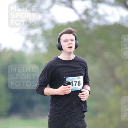 05.05.2024 - 7. Wedeler Halbmarathon H.Heesch http://msf.ph/oto/6223679 05.05.2024 11:20:25 Laufen 478 meine-sportfotos.de