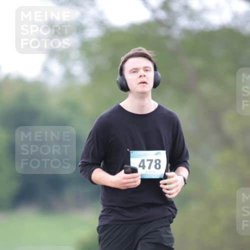 05.05.2024 - 7. Wedeler Halbmarathon H.Heesch http://msf.ph/oto/6223680 05.05.2024 11:20:25 Laufen 478 meine-sportfotos.de
