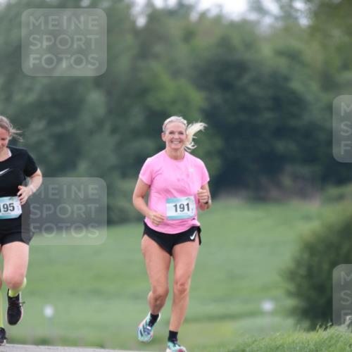 05.05.2024 - 7. Wedeler Halbmarathon H.Heesch http://msf.ph/oto/6223684 05.05.2024 11:20:27 Laufen 195, 191 meine-sportfotos.de