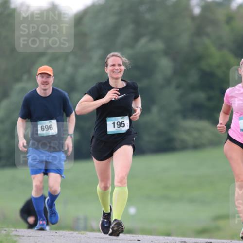 05.05.2024 - 7. Wedeler Halbmarathon H.Heesch http://msf.ph/oto/6223690 05.05.2024 11:20:28 Laufen 696, 195 meine-sportfotos.de