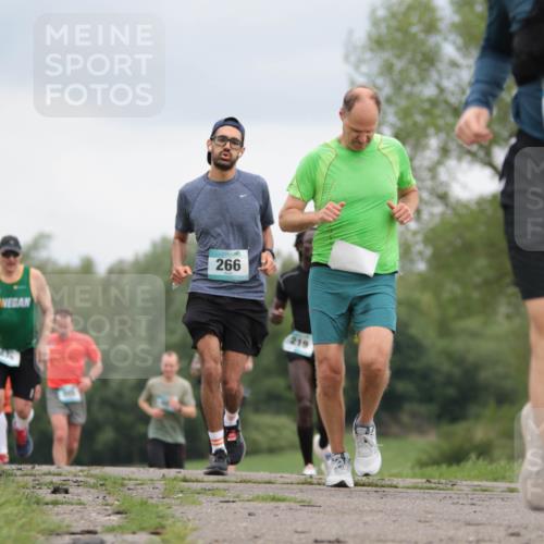 05.05.2024 - 7. Wedeler Halbmarathon H.Heesch http://msf.ph/oto/6223707 05.05.2024 11:13:05 Laufen 266, 219, 778 meine-sportfotos.de