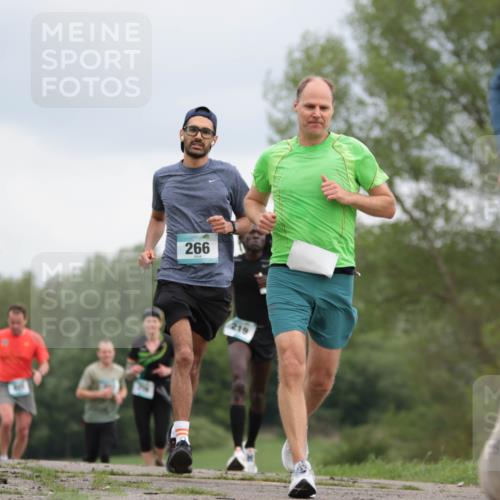 05.05.2024 - 7. Wedeler Halbmarathon H.Heesch http://msf.ph/oto/6223710 05.05.2024 11:13:06 Laufen 266, 219, 77 meine-sportfotos.de