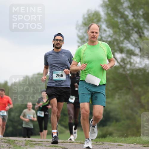 05.05.2024 - 7. Wedeler Halbmarathon H.Heesch http://msf.ph/oto/6223711 05.05.2024 11:13:06 Laufen 266 meine-sportfotos.de