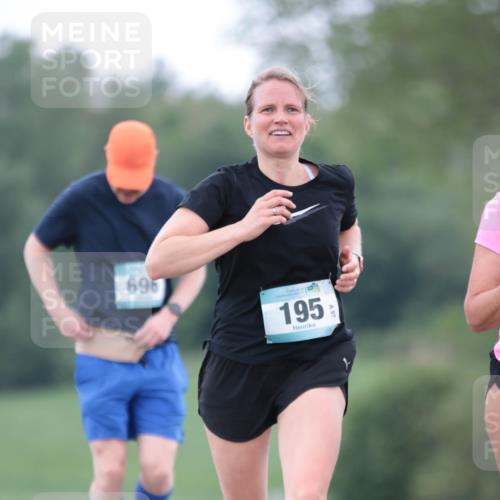 05.05.2024 - 7. Wedeler Halbmarathon H.Heesch http://msf.ph/oto/6223741 05.05.2024 11:20:31 Laufen 696, 195 meine-sportfotos.de
