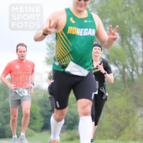 05.05.2024 - 7. Wedeler Halbmarathon H.Heesch http://msf.ph/oto/6223742 05.05.2024 11:13:11 Laufen 688 meine-sportfotos.de