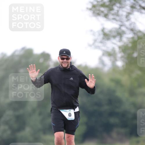 05.05.2024 - 7. Wedeler Halbmarathon H.Heesch http://msf.ph/oto/6223763 05.05.2024 11:20:39 Laufen 0 meine-sportfotos.de