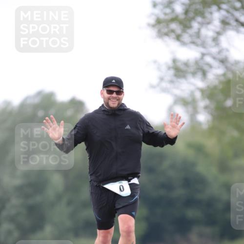 05.05.2024 - 7. Wedeler Halbmarathon H.Heesch http://msf.ph/oto/6223768 05.05.2024 11:20:39 Laufen 0 meine-sportfotos.de