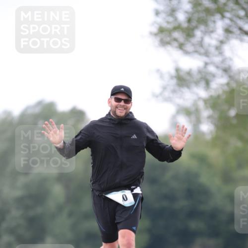 05.05.2024 - 7. Wedeler Halbmarathon H.Heesch http://msf.ph/oto/6223769 05.05.2024 11:20:39 Laufen 0 meine-sportfotos.de