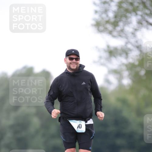 05.05.2024 - 7. Wedeler Halbmarathon H.Heesch http://msf.ph/oto/6223771 05.05.2024 11:20:40 Laufen 10 meine-sportfotos.de