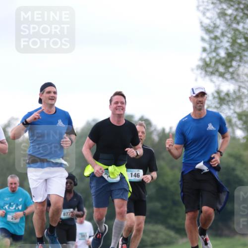 05.05.2024 - 7. Wedeler Halbmarathon H.Heesch http://msf.ph/oto/6223793 05.05.2024 11:20:49 Laufen 877, 146 meine-sportfotos.de