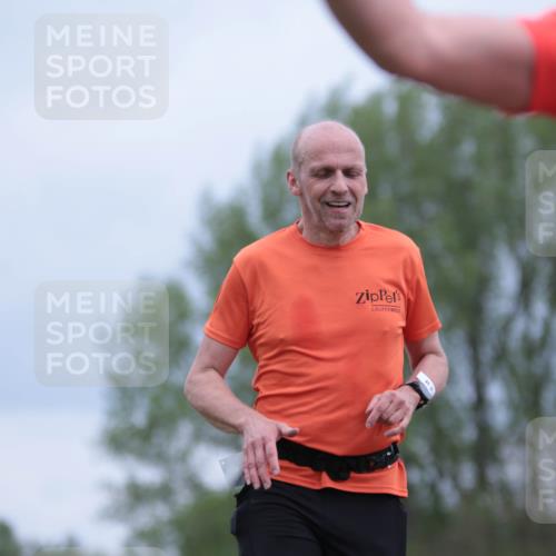 05.05.2024 - 7. Wedeler Halbmarathon H.Heesch http://msf.ph/oto/6223812 05.05.2024 11:13:15 Laufen  meine-sportfotos.de