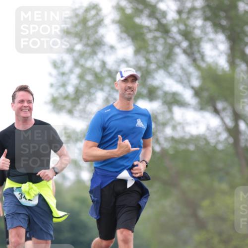 05.05.2024 - 7. Wedeler Halbmarathon H.Heesch http://msf.ph/oto/6223824 05.05.2024 11:20:51 Laufen 6, 0 meine-sportfotos.de