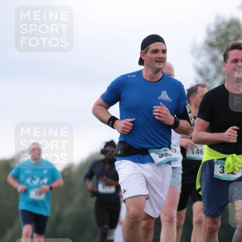05.05.2024 - 7. Wedeler Halbmarathon H.Heesch http://msf.ph/oto/6223835 05.05.2024 11:20:53 Laufen 355, 46, 3 meine-sportfotos.de