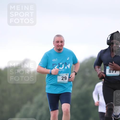 05.05.2024 - 7. Wedeler Halbmarathon H.Heesch http://msf.ph/oto/6223839 05.05.2024 11:20:54 Laufen 25, 29, 877 meine-sportfotos.de