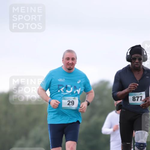 05.05.2024 - 7. Wedeler Halbmarathon H.Heesch http://msf.ph/oto/6223841 05.05.2024 11:20:55 Laufen 29, 877 meine-sportfotos.de