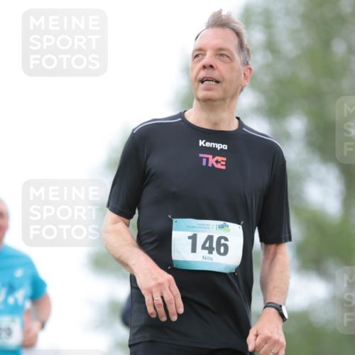 05.05.2024 - 7. Wedeler Halbmarathon H.Heesch http://msf.ph/oto/6223864 05.05.2024 11:20:57 Laufen 29, 146 meine-sportfotos.de