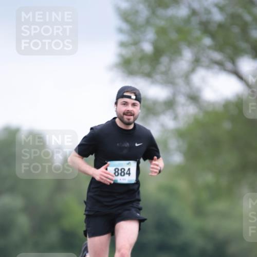 05.05.2024 - 7. Wedeler Halbmarathon H.Heesch http://msf.ph/oto/6223885 05.05.2024 11:13:30 Laufen 884 meine-sportfotos.de