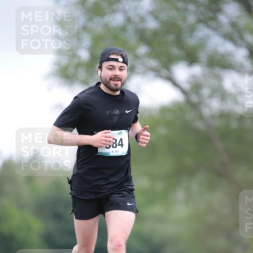 05.05.2024 - 7. Wedeler Halbmarathon H.Heesch http://msf.ph/oto/6223890 05.05.2024 11:13:31 Laufen 84, 103 meine-sportfotos.de