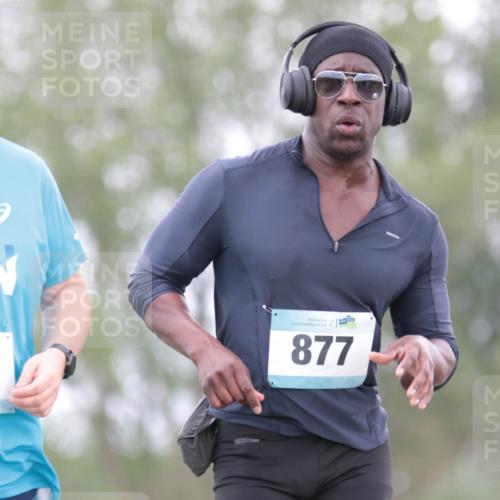 05.05.2024 - 7. Wedeler Halbmarathon H.Heesch http://msf.ph/oto/6223900 05.05.2024 11:20:59 Laufen 877 meine-sportfotos.de