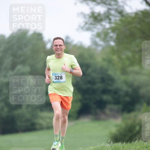 05.05.2024 - 7. Wedeler Halbmarathon H.Heesch http://msf.ph/oto/6223913 05.05.2024 11:13:55 Laufen 328 meine-sportfotos.de