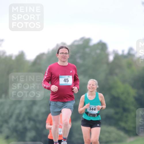 05.05.2024 - 7. Wedeler Halbmarathon H.Heesch http://msf.ph/oto/6223946 05.05.2024 11:21:07 Laufen 45, 344 meine-sportfotos.de