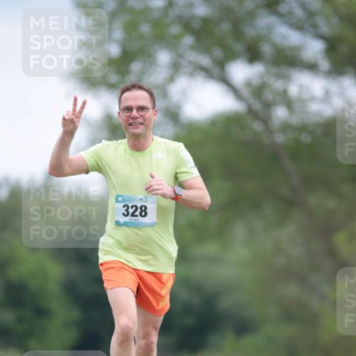05.05.2024 - 7. Wedeler Halbmarathon H.Heesch http://msf.ph/oto/6223949 05.05.2024 11:13:56 Laufen 328 meine-sportfotos.de