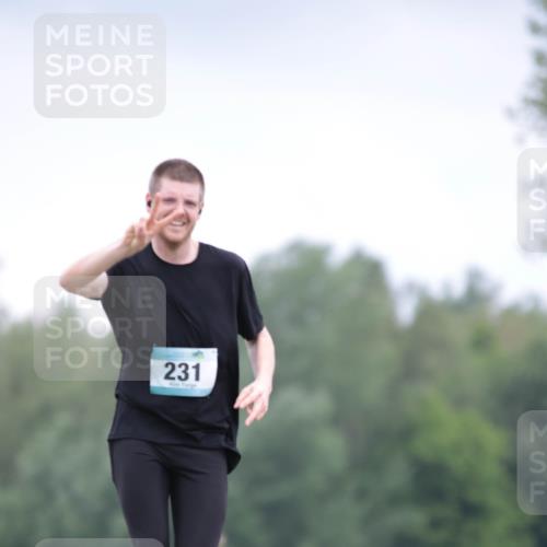 05.05.2024 - 7. Wedeler Halbmarathon H.Heesch http://msf.ph/oto/6223982 05.05.2024 11:14:03 Laufen 231 meine-sportfotos.de