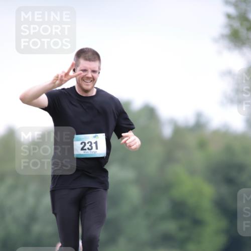 05.05.2024 - 7. Wedeler Halbmarathon H.Heesch http://msf.ph/oto/6223989 05.05.2024 11:14:03 Laufen 231 meine-sportfotos.de