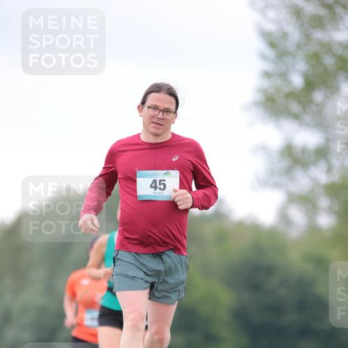 05.05.2024 - 7. Wedeler Halbmarathon H.Heesch http://msf.ph/oto/6223991 05.05.2024 11:21:09 Laufen 45 meine-sportfotos.de