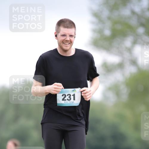 05.05.2024 - 7. Wedeler Halbmarathon H.Heesch http://msf.ph/oto/6224008 05.05.2024 11:14:04 Laufen 16, 231 meine-sportfotos.de
