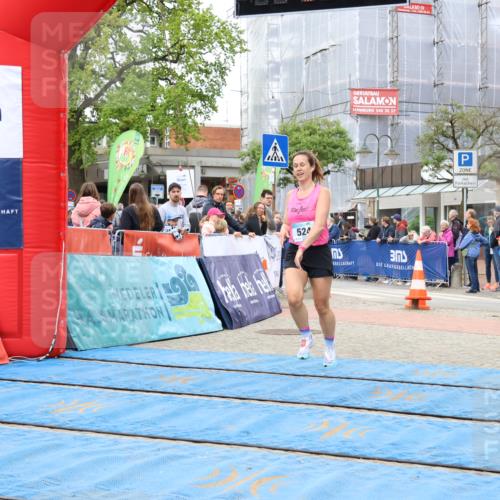 05.05.2024 - 7. Wedeler Halbmarathon Strokosch-Dieckow http://msf.ph/oto/6224145 05.05.2024 11:23:24 Ziel 524 meine-sportfotos.de