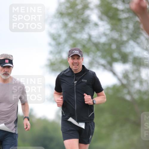 05.05.2024 - 7. Wedeler Halbmarathon H.Heesch http://msf.ph/oto/6224148 05.05.2024 11:21:31 Laufen  meine-sportfotos.de