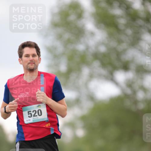 05.05.2024 - 7. Wedeler Halbmarathon H.Heesch http://msf.ph/oto/6224184 05.05.2024 11:21:51 Laufen 520, 60, 195 meine-sportfotos.de
