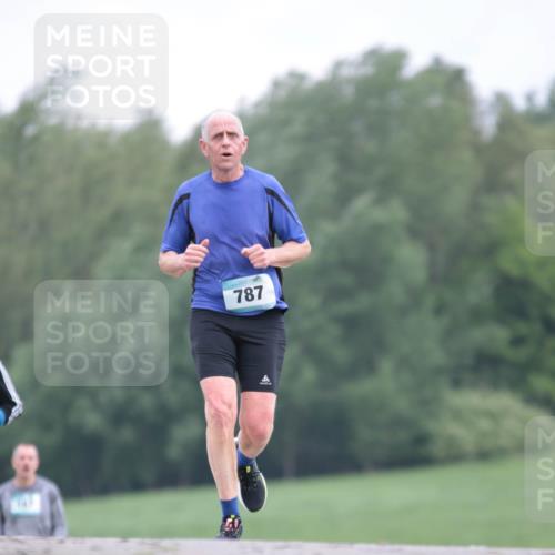 05.05.2024 - 7. Wedeler Halbmarathon H.Heesch http://msf.ph/oto/6224220 05.05.2024 11:14:24 Laufen 787 meine-sportfotos.de