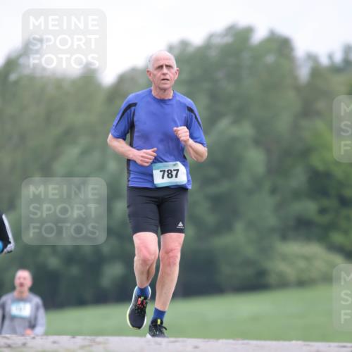 05.05.2024 - 7. Wedeler Halbmarathon H.Heesch http://msf.ph/oto/6224225 05.05.2024 11:14:25 Laufen 787 meine-sportfotos.de