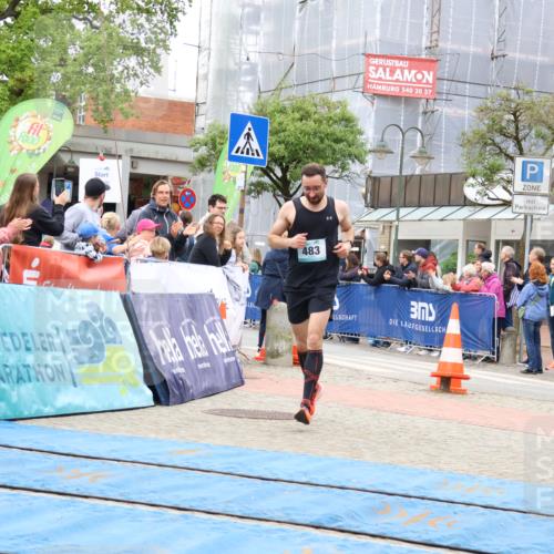 05.05.2024 - 7. Wedeler Halbmarathon Strokosch-Dieckow http://msf.ph/oto/6224227 05.05.2024 11:23:45 Ziel 483, 602, 774, 811, 829 meine-sportfotos.de