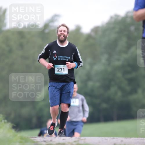 05.05.2024 - 7. Wedeler Halbmarathon H.Heesch http://msf.ph/oto/6224228 05.05.2024 11:14:28 Laufen 271 meine-sportfotos.de