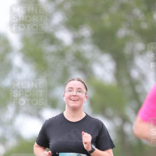 05.05.2024 - 7. Wedeler Halbmarathon H.Heesch http://msf.ph/oto/6224254 05.05.2024 11:22:01 Laufen 125, 33 meine-sportfotos.de