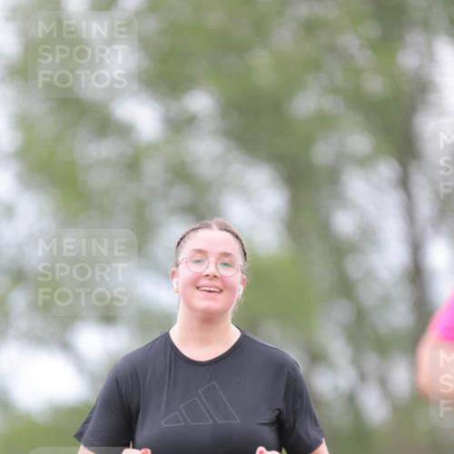 05.05.2024 - 7. Wedeler Halbmarathon H.Heesch http://msf.ph/oto/6224273 05.05.2024 11:22:01 Laufen 125, 33 meine-sportfotos.de