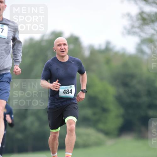 05.05.2024 - 7. Wedeler Halbmarathon H.Heesch http://msf.ph/oto/6224288 05.05.2024 11:14:35 Laufen 7, 484 meine-sportfotos.de