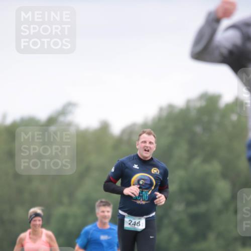 05.05.2024 - 7. Wedeler Halbmarathon H.Heesch http://msf.ph/oto/6224302 05.05.2024 11:14:37 Laufen 174, 175, 248 meine-sportfotos.de