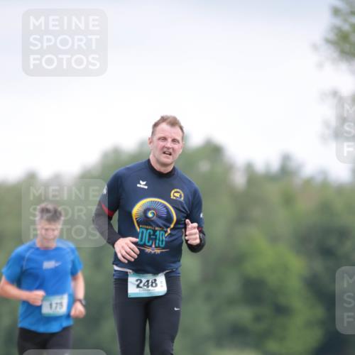 05.05.2024 - 7. Wedeler Halbmarathon H.Heesch http://msf.ph/oto/6224323 05.05.2024 11:14:39 Laufen 175, 10, 248 meine-sportfotos.de