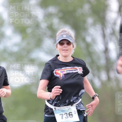 05.05.2024 - 7. Wedeler Halbmarathon H.Heesch http://msf.ph/oto/6224339 05.05.2024 11:22:10 Laufen 736, 736 meine-sportfotos.de